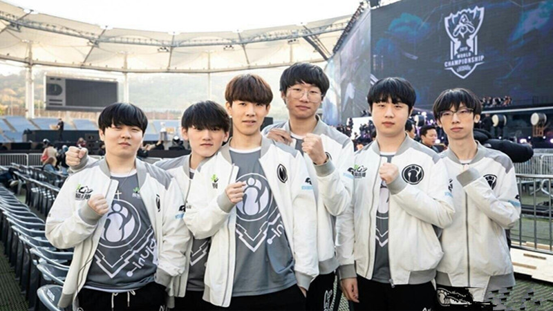 【战报】2021KPL春季赛常规赛第二轮W3D5，武汉eStarPro 1-3 佛山GK