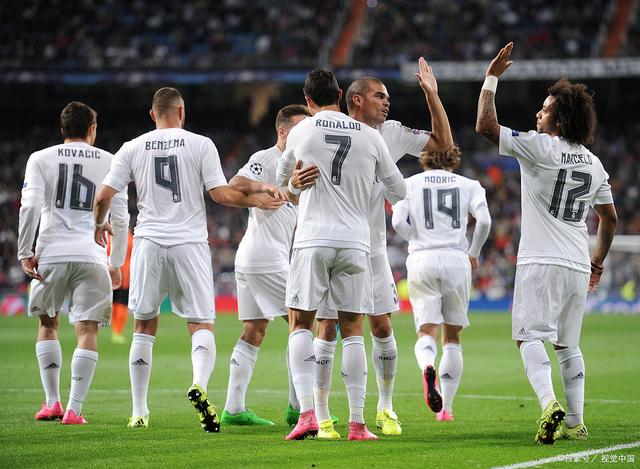 晋鹏翔：感谢每一位球迷，这一路有你们才够滚烫