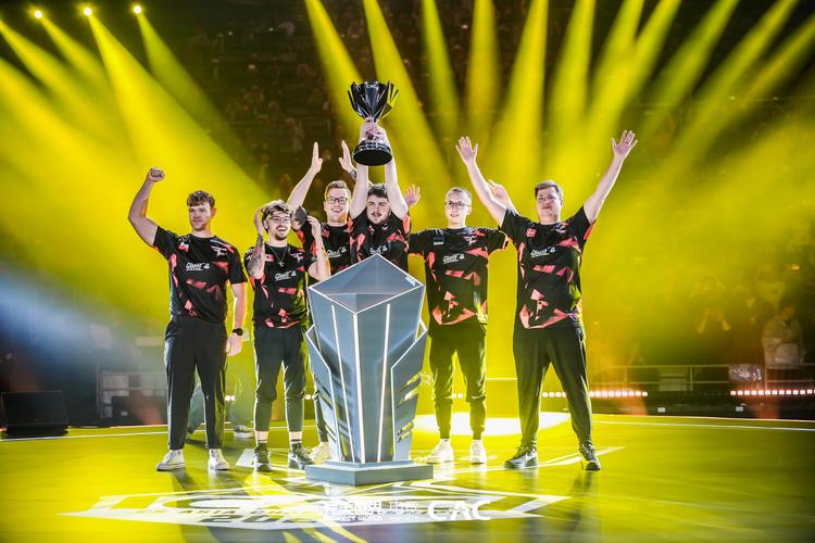 恭喜重庆狼队成功晋级2022KPL春季赛季后赛！