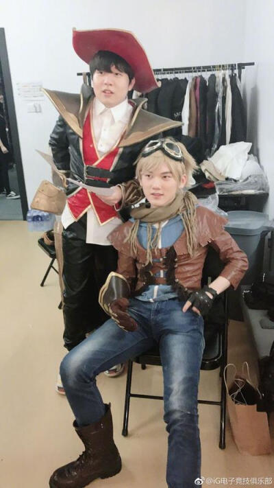 资讯【吃鸡往事】123 一辆车耍得虎虎生风